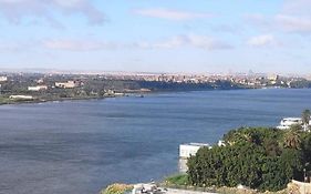 Nile Pyramidal View Apartment