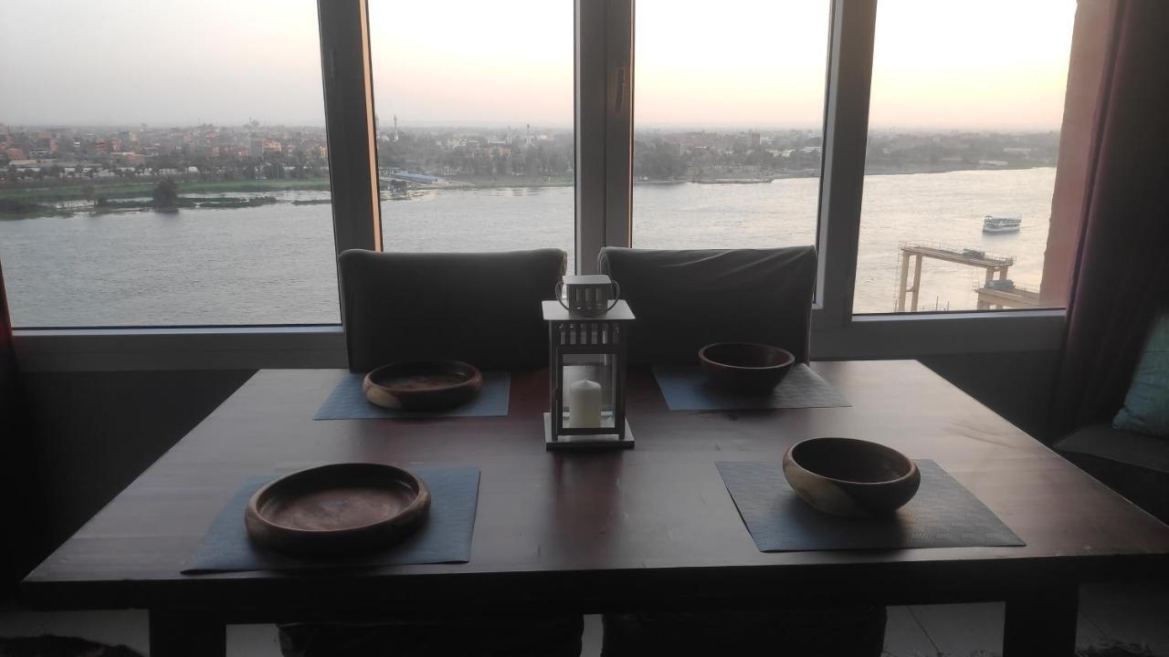 Nile Pyramidal View Apartment Kairo Exterior foto